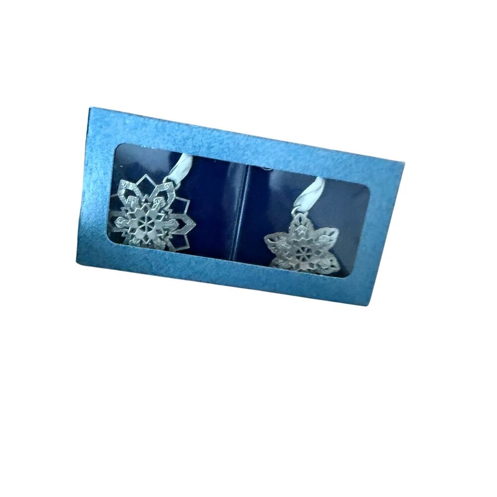 Longaberger Snowflakes, Set of 2‎ Pewter Snowflake Ornaments